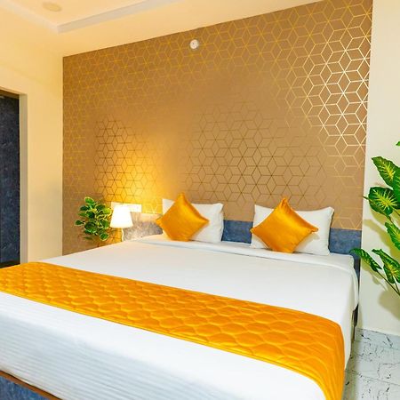 Hotel Aerotel,Hyderabad Shamshabad Buitenkant foto
