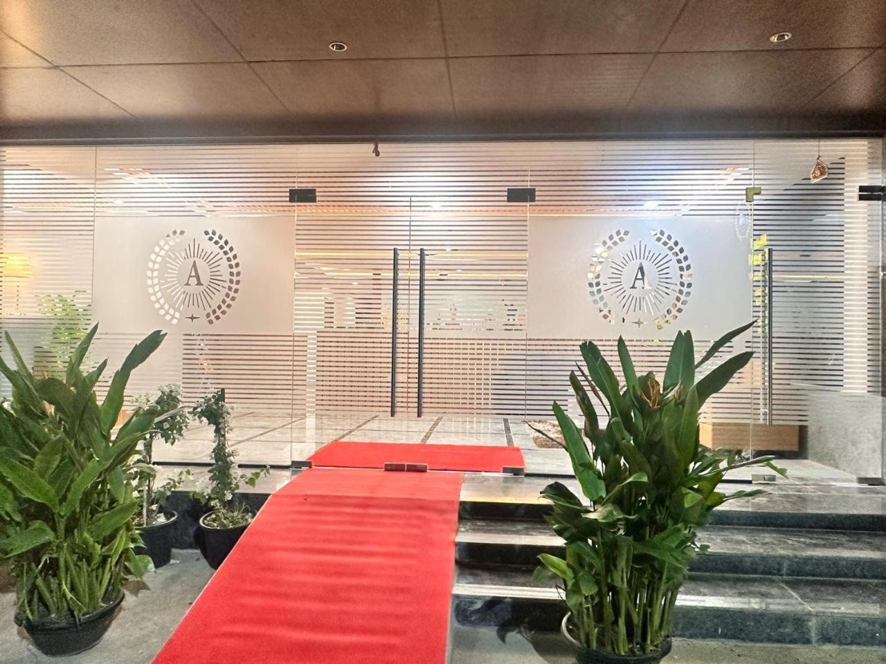 Hotel Aerotel,Hyderabad Shamshabad Buitenkant foto