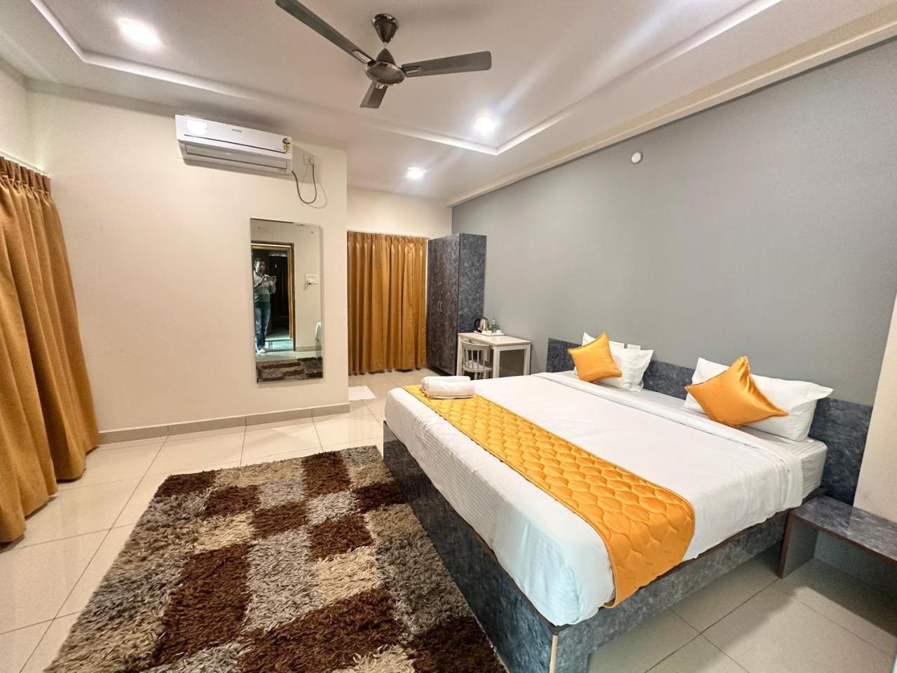 Hotel Aerotel,Hyderabad Shamshabad Buitenkant foto